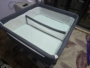 متوفر سرير تؤام للبيع بحالة ممتازه