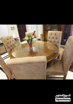 سفرة ونيش خشب زان بحالة ممتازة شبه جديده