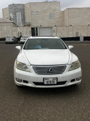 لكزس LS460 موديل 2011