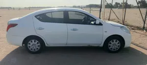 Nissn sunny