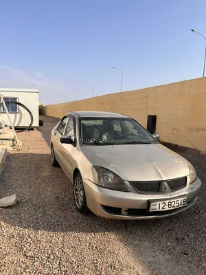 متسوبيشي لانسر موديل 2005