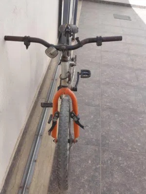 دراجه 20 بحاله ممتازه