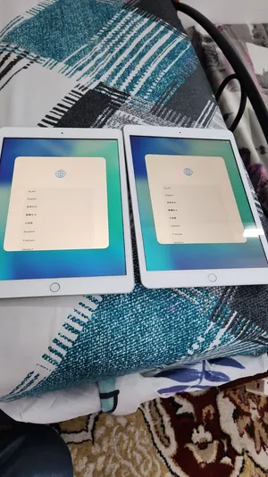 Apple iPad 8 128 GB in Al Batinah