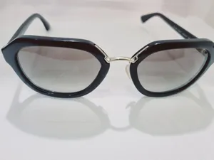 Authentic Prada Cinema Sunglasses (SPR 25R) – Black & Gold (Excellent Condition)