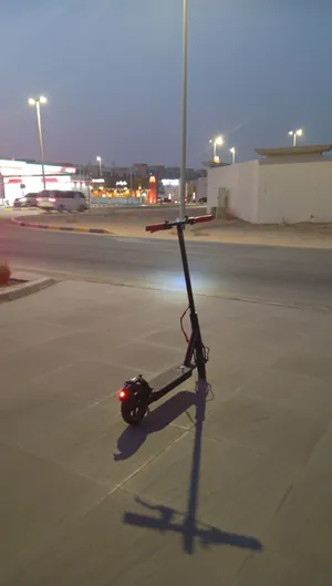 سكوتر كهربائي مستعمل استعمال خفيف للبيع من شركه My toys وصف مهم جدا