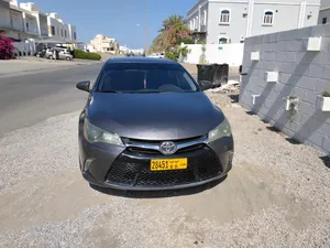 تويوتا كامري للبيع