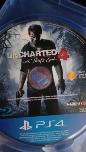 لعبة Uncharted 4 PS4 بحالة ممتازة
