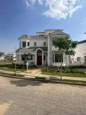 210 m2 4 Bedrooms Villa for Sale in Cairo New Cairo