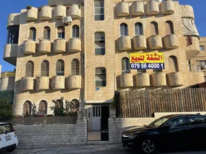 151 m2 3 Bedrooms Apartments for Sale in Amman Marka Al Shamaliya