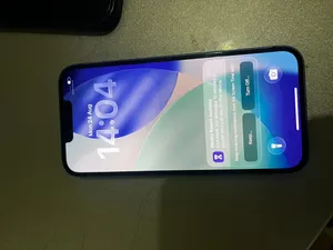 iPhone 13 normal 128  l’état batterie 88%