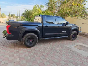 Used Toyota Tundra in Muscat