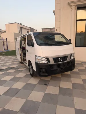 نيسان اورفان مجهز غسيل سيارات متنقل
