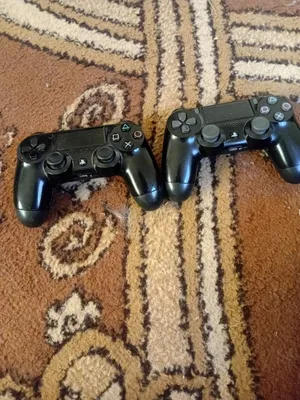 للبيع يدّات تحكم PS4 مستعملة – للقطع فقط