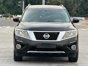 NISSAN PATHIFINDER Model: 2013