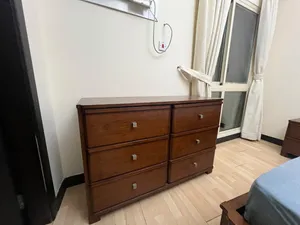 FOR SALE DRESSING TABLE AND DRAWERS
