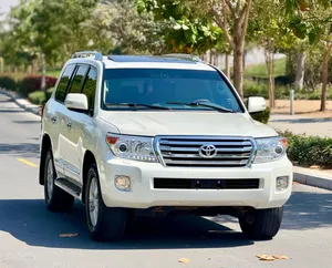 Used Toyota Land Cruiser in Sharjah