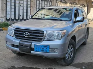 للبيع: لاندكروزر GXR 2010 مخزن كرت (ممشى حقيقي 50 ألف كم فقط!) جير عادي 6 بستون