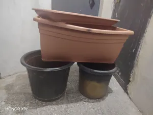 قوارير زراعيه كبيره عدد 3