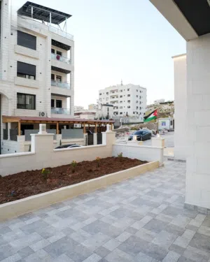 مطلوب بنايه مؤجره للشراء