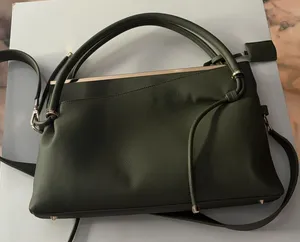 حقيبة أورا من BAGS – اللون الزيتي