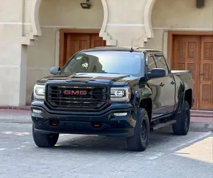 Used GMC Sierra in Ajman
