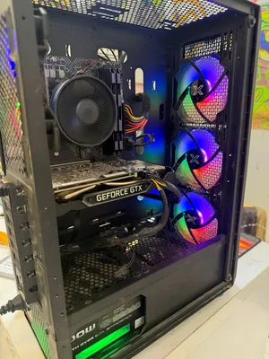 Pc للبيع السعر 550 قفل بدون احراج
