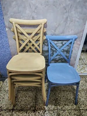 كراسي بلاستك عدد 4