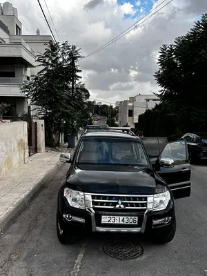 ميتسوبيشي باجيرو وارد الوكالة مالك اول للبيع