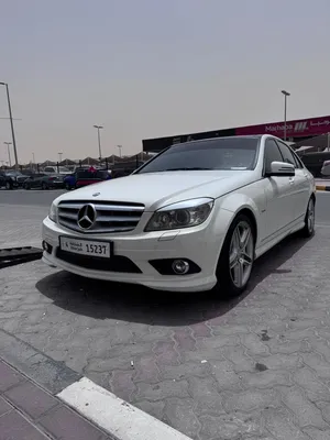مرسيدس c200 موديل 2011