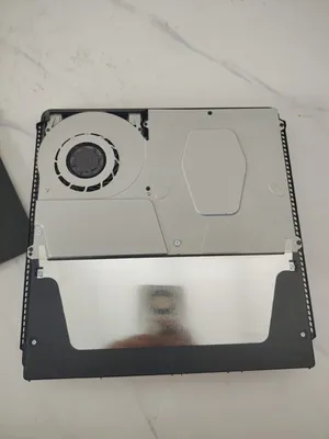ps4 slim with controller