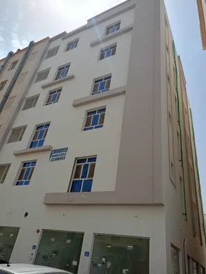 شقق ومحلات تجارية للايجار