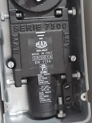 MAB ASSA ABLOY Serie 7300 EN3