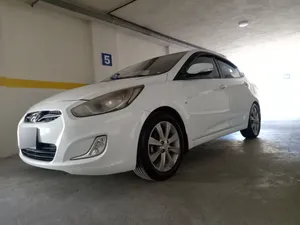 هيونداي اكسنت 2012 للبيع