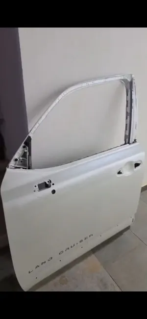 باب سائق تويوتا vxr 2024