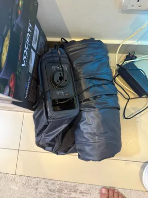 سرير منفاخ فيه ثقب فقط محرك النفخ يعمل بشكل جيد