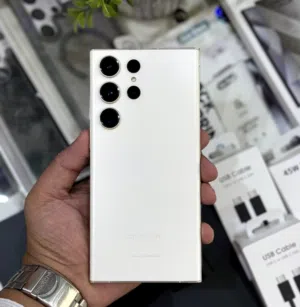 بأقل سعر : Samsung S23 ultra 256gb هواتف بحالة الوكالة بدون مشاكل و مع ضمان و بأقل سعر