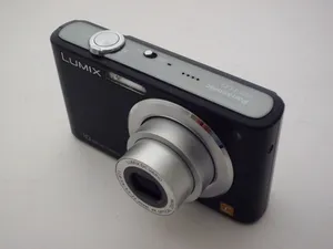 Panasonic Lumix DMC-FX36 10.1MP Digital Camera - Working with Battery & Charger