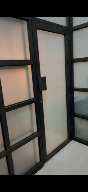 Vision-insulating storage room غرفة تخزين عازلة للرؤية