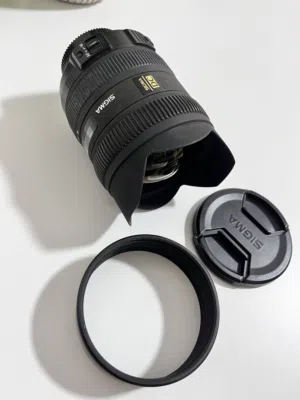 عدسة سيجما 8-16 mm حاله ممتازة للبيع