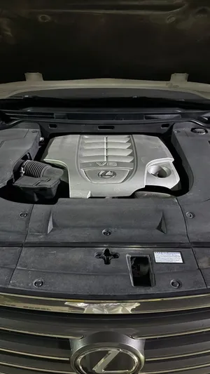 Used Lexus LX in Buraimi