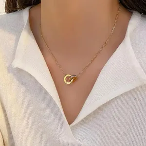 قلـادة مرصعة بالكرستال