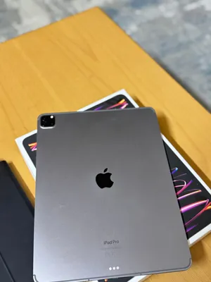 Apple iPad Pro 6 128 GB in Muscat