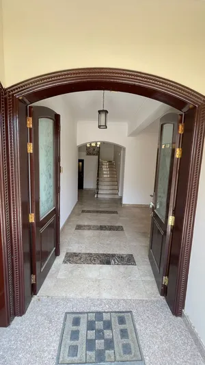 فيلا للإيجار في بوشر Villa for rent in Bousher