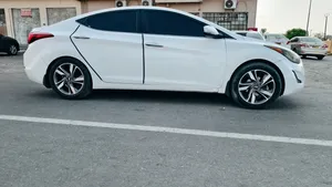 Elantra 2016 model