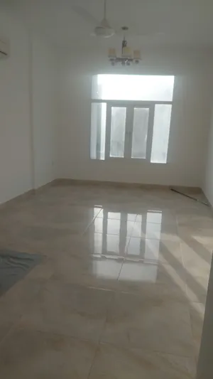 Spacious room for bachelors available