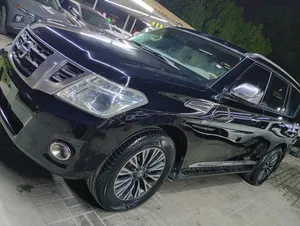 Nissan Patrol platinum model 2013 no paint
