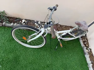 B'TWIN Bicycle White City Bike