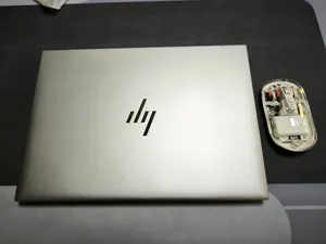 HP ZBook Firefly G10 A Workstation