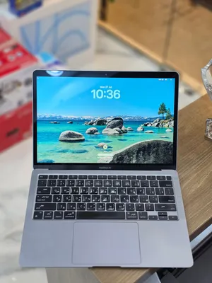 لعشاق التميز و الأناقة MACBOOK AIR M1 RAM 8GB 256GB SSD  جدا نظيف