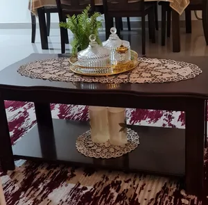 اثاث بحالة ممتازة للبيع